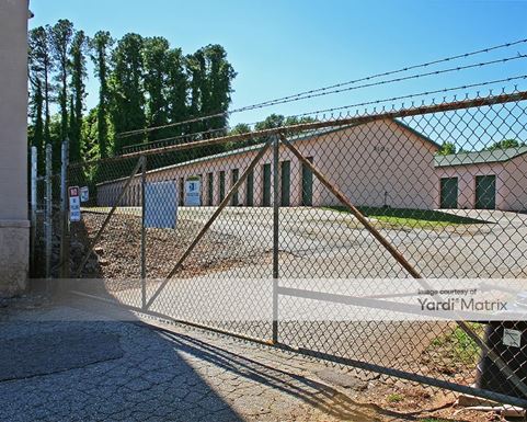 Source URL: https://cdnsc.rentcafe.com/dmslivecafe/3/1081504/1081504-1-5.jpg?width=-1&height=385&quality=80