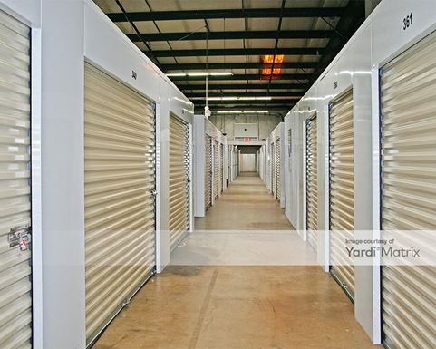 Source URL: https://cdnsc.rentcafe.com/dmslivecafe/3/1081546/1081546-1-3.jpg?width=-1&height=385&quality=80