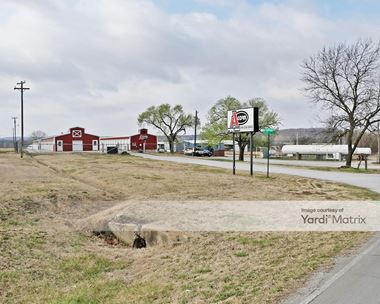 Storage Units for Rent available at 2015 SW 14th Street Loop, Bartlesville, OK 74003