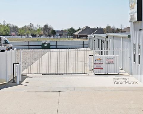 Source URL: https://cdnsc.rentcafe.com/dmslivecafe/3/1081603/1081603-1-2.jpg?width=-1&height=385&quality=80