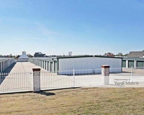 Source URL: https://cdnsc.rentcafe.com/dmslivecafe/3/1081603/1081603-1-4.jpg?width=-1&height=385&quality=80