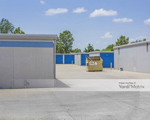 Source URL: https://cdnsc.rentcafe.com/dmslivecafe/3/1081617/1081617-1-3.jpg?width=-1&height=385&quality=80