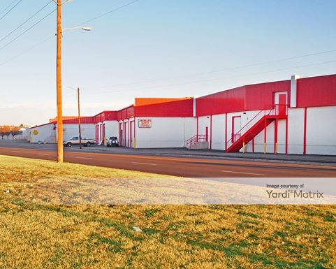 Source URL: https://cdnsc.rentcafe.com/dmslivecafe/3/1081619/1081619-1-4.jpg?width=-1&height=385&quality=80