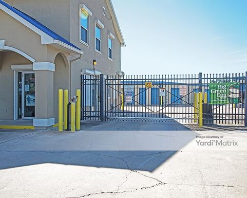 Source URL: https://cdnsc.rentcafe.com/dmslivecafe/3/1081623/1081623-1-2.jpg?width=-1&height=385&quality=80