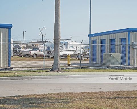 Source URL: https://cdnsc.rentcafe.com/dmslivecafe/3/1081623/1081623-1-4.jpg?width=-1&height=385&quality=80