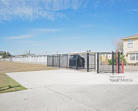 Source URL: https://cdnsc.rentcafe.com/dmslivecafe/3/1081637/1081637-1-3.jpg?width=-1&height=385&quality=80