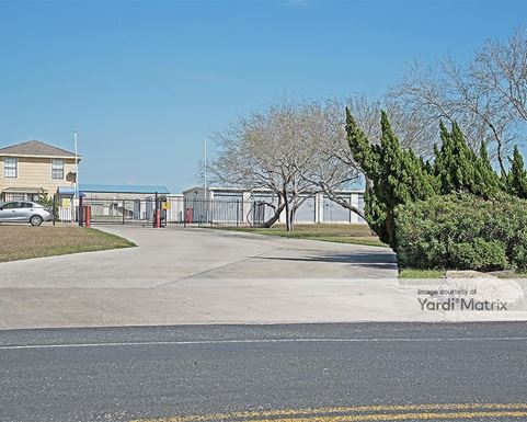 Source URL: https://cdnsc.rentcafe.com/dmslivecafe/3/1081637/1081637-1-5.jpg?width=-1&height=385&quality=80