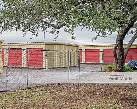 Source URL: https://cdnsc.rentcafe.com/dmslivecafe/3/1081641/1081641-1-4.jpg?width=-1&height=385&quality=80