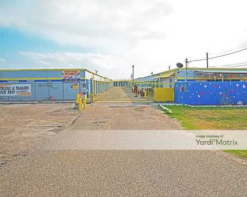 Source URL: https://cdnsc.rentcafe.com/dmslivecafe/3/1081642/1081642-1-2.jpg?width=-1&height=385&quality=80