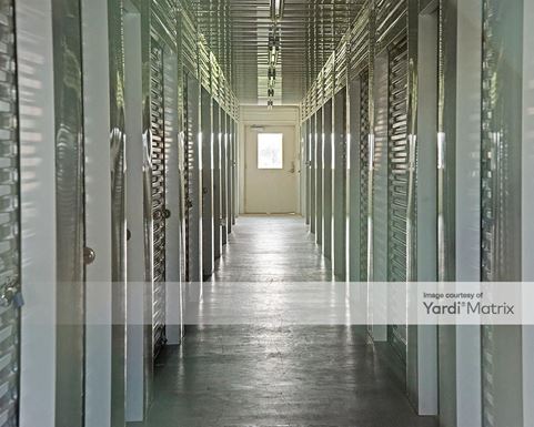 Source URL: https://cdnsc.rentcafe.com/dmslivecafe/3/1081642/1081642-1-5.jpg?width=-1&height=385&quality=80