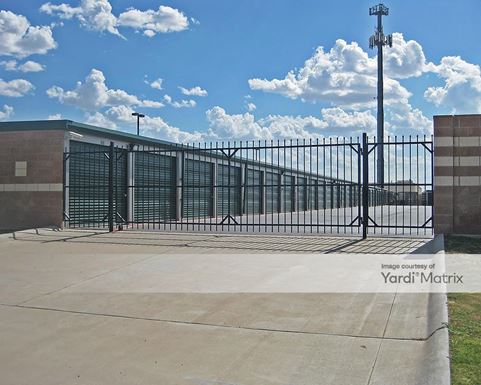 Source URL: https://cdnsc.rentcafe.com/dmslivecafe/3/1081644/1081644-1-2.jpg?width=-1&height=385&quality=80