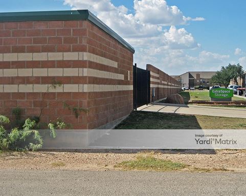 Source URL: https://cdnsc.rentcafe.com/dmslivecafe/3/1081644/1081644-1-4.jpg?width=-1&height=385&quality=80