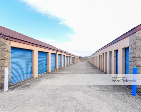 Source URL: https://cdnsc.rentcafe.com/dmslivecafe/3/1081649/1081649-1-4.jpg?width=-1&height=385&quality=80