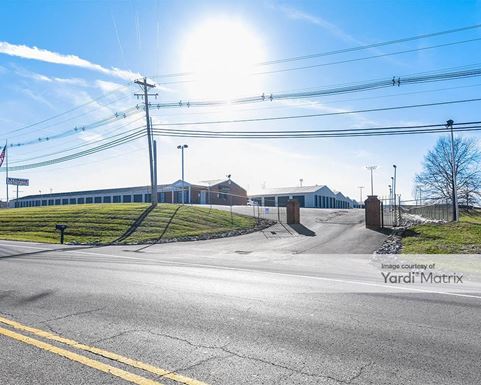 Source URL: https://cdnsc.rentcafe.com/dmslivecafe/3/1081653/1081653-1-5.jpg?width=-1&height=385&quality=80