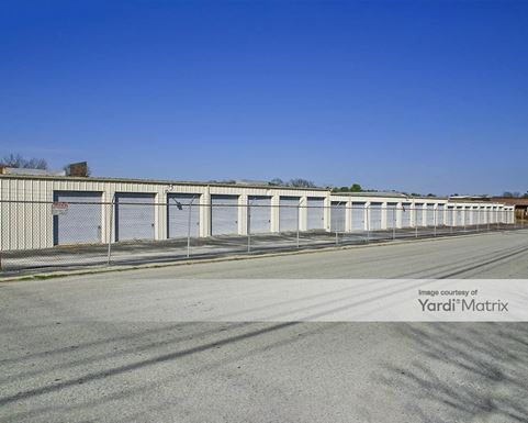 Source URL: https://cdnsc.rentcafe.com/dmslivecafe/3/1081678/1081678-1-2.jpg?width=-1&height=385&quality=80