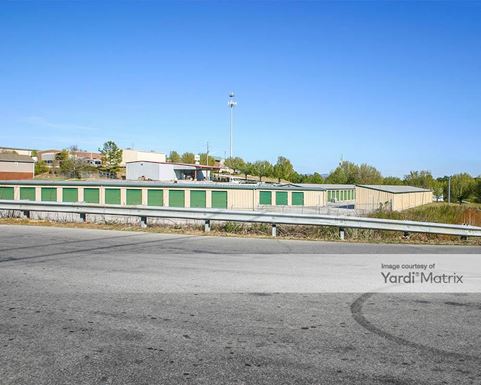 Source URL: https://cdnsc.rentcafe.com/dmslivecafe/3/1081681/1081681-1-5.jpg?width=-1&height=385&quality=80