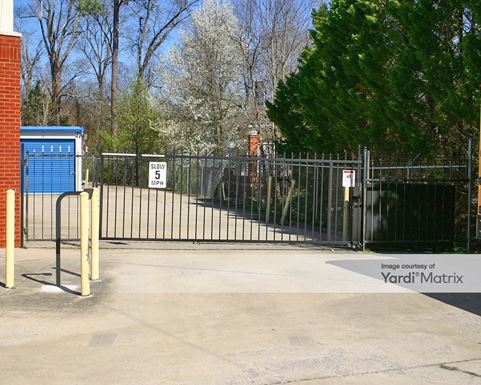 Source URL: https://cdnsc.rentcafe.com/dmslivecafe/3/1081687/1081687-1-5.jpg?width=-1&height=385&quality=80