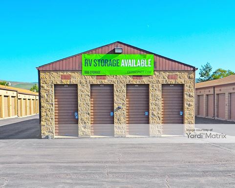 Source URL: https://cdnsc.rentcafe.com/dmslivecafe/3/1081756/1081756-1-3.jpg?width=-1&height=385&quality=80