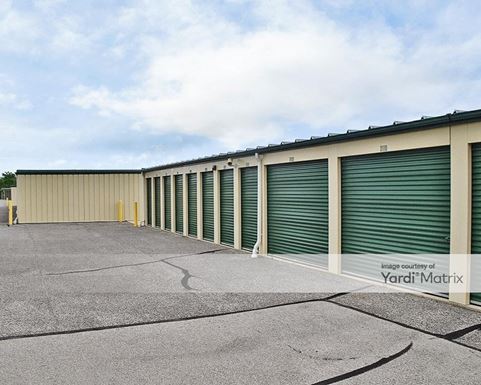 Source URL: https://cdnsc.rentcafe.com/dmslivecafe/3/1081784/1081784-1-4.jpg?width=-1&height=385&quality=80