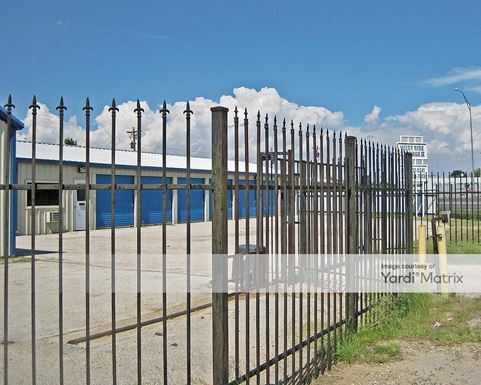 Source URL: https://cdnsc.rentcafe.com/dmslivecafe/3/1081810/1081810-1-2.jpg?width=-1&height=385&quality=80