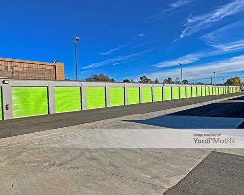 Source URL: https://cdnsc.rentcafe.com/dmslivecafe/3/1081817/1081817-1-2.jpg?width=-1&height=385&quality=80