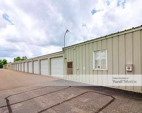 Source URL: https://cdnsc.rentcafe.com/dmslivecafe/3/1081826/1081826-1-3.jpg?width=-1&height=385&quality=80