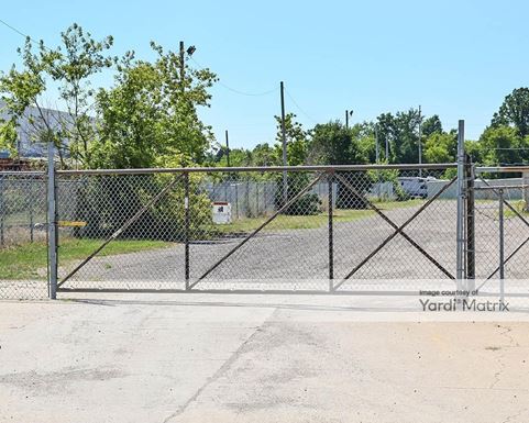 Source URL: https://cdnsc.rentcafe.com/dmslivecafe/3/1081838/1081838-1-4.jpg?width=-1&height=385&quality=80