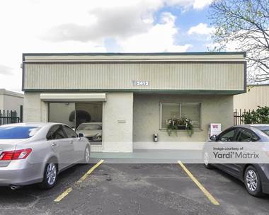 Storage Units for Rent available at 2412 Hickory Avenue, Metairie, LA 70003