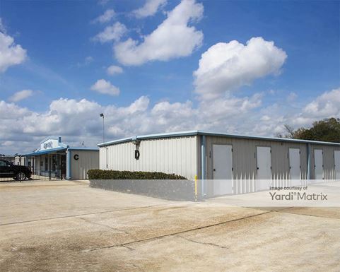 Source URL: https://cdnsc.rentcafe.com/dmslivecafe/3/1081867/1081867-1-3.jpg?width=-1&height=385&quality=80