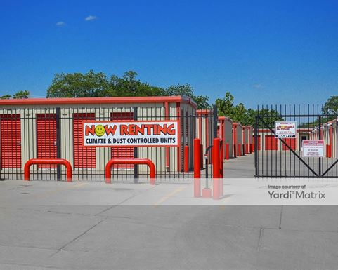 Source URL: https://cdnsc.rentcafe.com/dmslivecafe/3/1081913/1081913-1-2.jpg?width=-1&height=385&quality=80