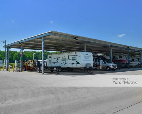 Source URL: https://cdnsc.rentcafe.com/dmslivecafe/3/1081922/1081922-1-4.jpg?width=-1&height=385&quality=80