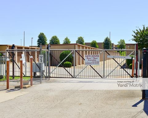 Source URL: https://cdnsc.rentcafe.com/dmslivecafe/3/1081930/1081930-1-2.jpg?width=-1&height=385&quality=80