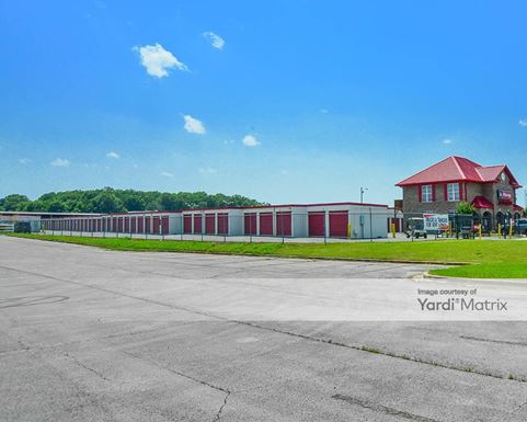 Source URL: https://cdnsc.rentcafe.com/dmslivecafe/3/1081931/1081931-1-2.jpg?width=-1&height=385&quality=80