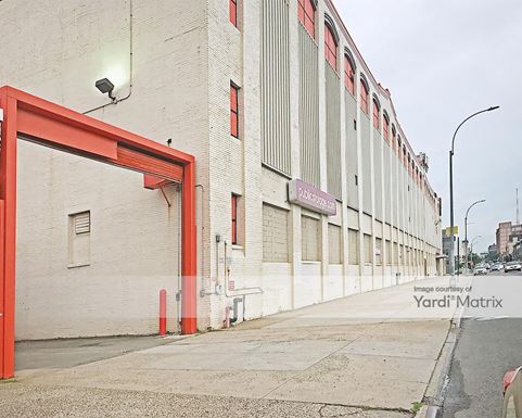 Source URL: https://cdnsc.rentcafe.com/dmslivecafe/3/1081945/1081945-1-4.jpg?width=-1&height=385&quality=80