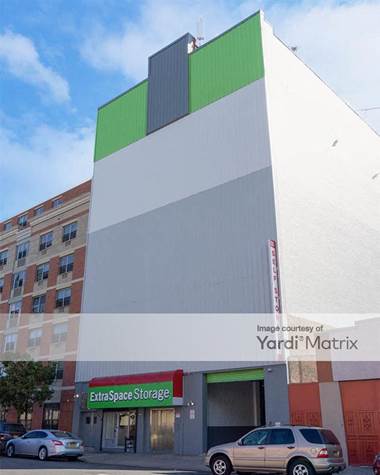 Storage Units for Rent available at 4268 3rd Avenue, Bronx, NY 10457
