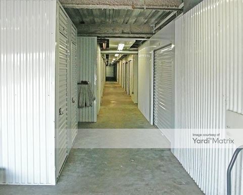 Source URL: https://cdnsc.rentcafe.com/dmslivecafe/3/1081959/1081959-1-5.jpg?width=-1&height=385&quality=80