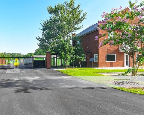 Source URL: https://cdnsc.rentcafe.com/dmslivecafe/3/1081985/1081985-1-2.jpg?width=-1&height=385&quality=80