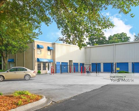 Source URL: https://cdnsc.rentcafe.com/dmslivecafe/3/1081986/1081986-1-3.jpg?width=-1&height=385&quality=80