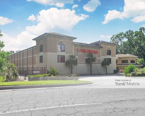 Source URL: https://cdnsc.rentcafe.com/dmslivecafe/3/1081991/1081991-1-2.jpg?width=-1&height=385&quality=80