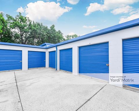 Source URL: https://cdnsc.rentcafe.com/dmslivecafe/3/1081998/1081998-1-4.jpg?width=-1&height=385&quality=80