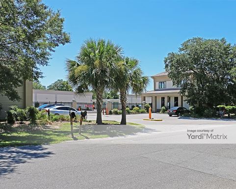 Source URL: https://cdnsc.rentcafe.com/dmslivecafe/3/1082000/1082000-1-2.jpg?width=-1&height=385&quality=80