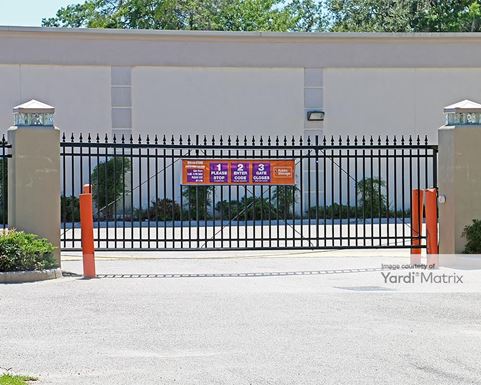 Source URL: https://cdnsc.rentcafe.com/dmslivecafe/3/1082000/1082000-1-4.jpg?width=-1&height=385&quality=80