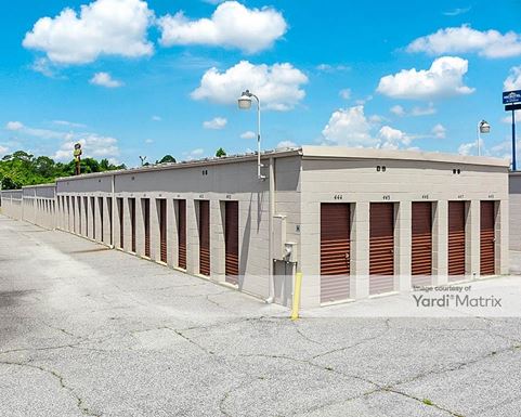 Source URL: https://cdnsc.rentcafe.com/dmslivecafe/3/1082018/1082018-1-3.jpg?width=-1&height=385&quality=80