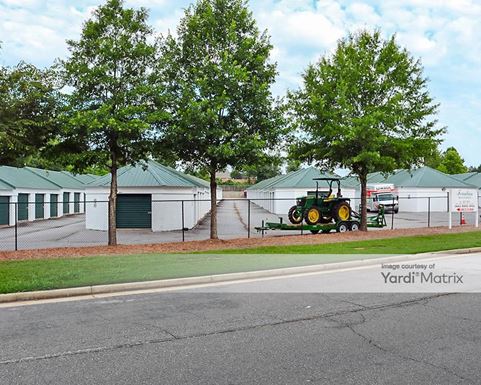 Source URL: https://cdnsc.rentcafe.com/dmslivecafe/3/1082023/1082023-1-4.jpg?width=-1&height=385&quality=80