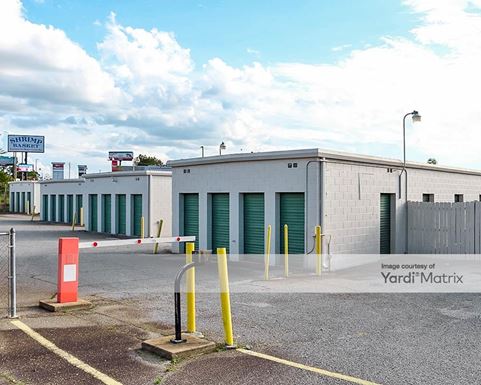 Source URL: https://cdnsc.rentcafe.com/dmslivecafe/3/1082025/1082025-1-3.jpg?width=-1&height=385&quality=80