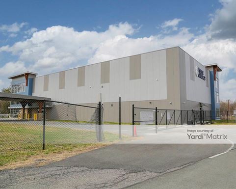 Source URL: https://cdnsc.rentcafe.com/dmslivecafe/3/1082073/1082073-1-4.jpg?width=-1&height=385&quality=80