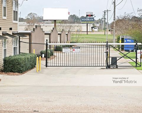 Source URL: https://cdnsc.rentcafe.com/dmslivecafe/3/1082083/1082083-1-2.jpg?width=-1&height=385&quality=80