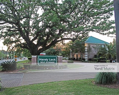 Source URL: https://cdnsc.rentcafe.com/dmslivecafe/3/1082101/1082101-1-4.jpg?width=-1&height=385&quality=80