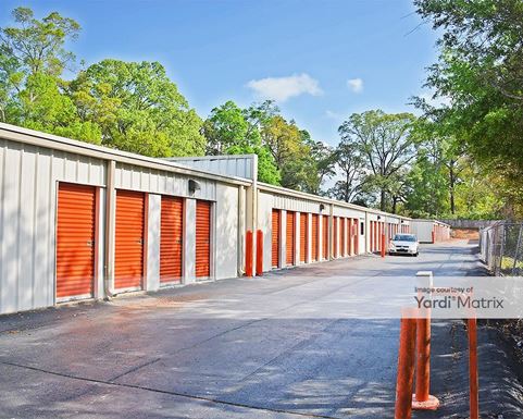 Source URL: https://cdnsc.rentcafe.com/dmslivecafe/3/1082106/1082106-1-3.jpg?width=-1&height=385&quality=80