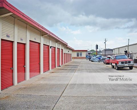 Source URL: https://cdnsc.rentcafe.com/dmslivecafe/3/1082125/1082125-1-5.jpg?width=-1&height=385&quality=80